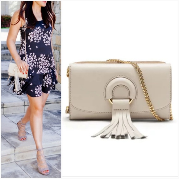 Banana Republic Handbags - ❤{Banana Republic} Wallet crossbody bag